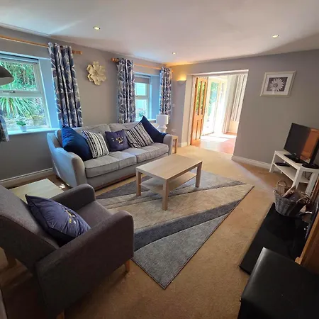 Charming Farm Near Lough Derg Killaloe