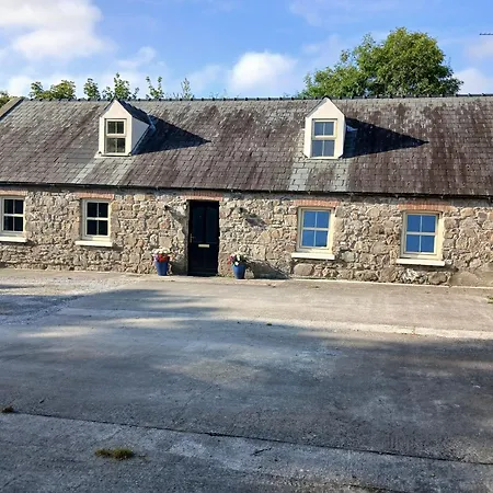 Charming Farm Near Lough Derg Casa vacanze Killaloe